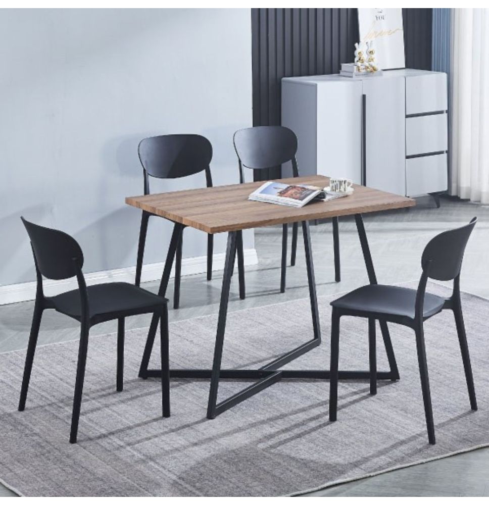 Conjunto Mesa y Sillas Comedor/Cocina: Mesa madera y Patas Metálicas En Negro (76x100x70 Cm) + 5 Sillas (80x40x55 Cm)